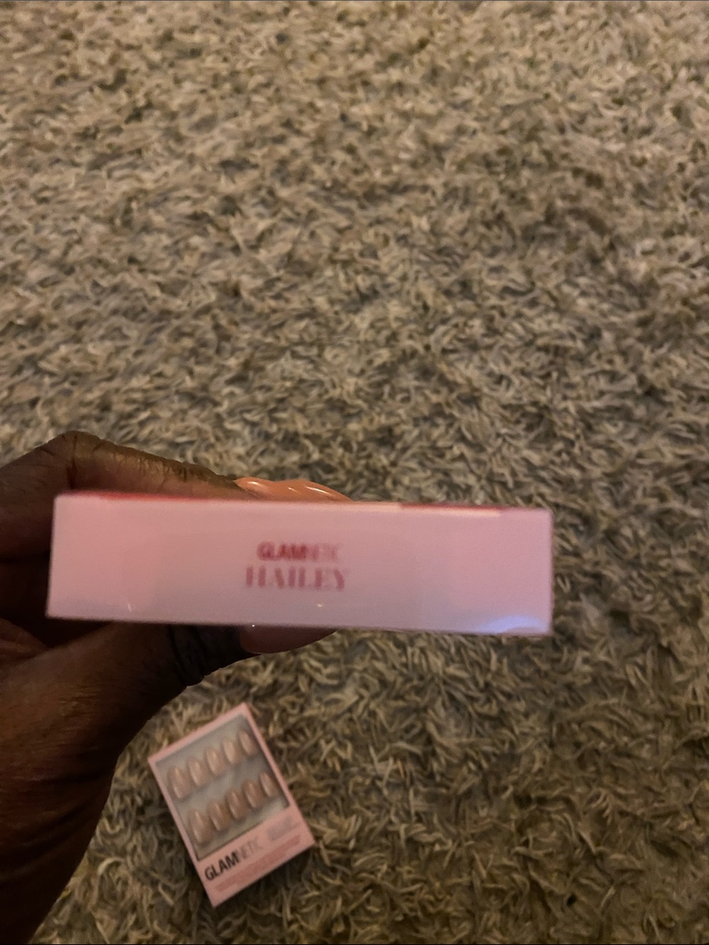 Glamnetic Press-On Nails Set — Nude & Blush Shades - Picture 3 of 4